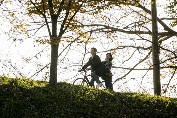 ド・ギョンス主演『シークレット・メロディ』放課後デートやピアノバトルの場面写真解禁