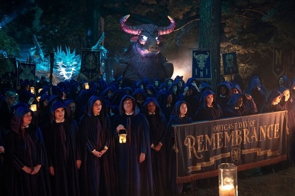 「ウェンズデー」S2、9月3日配信パート2に前校長が登場　予告編でさらに深まる謎