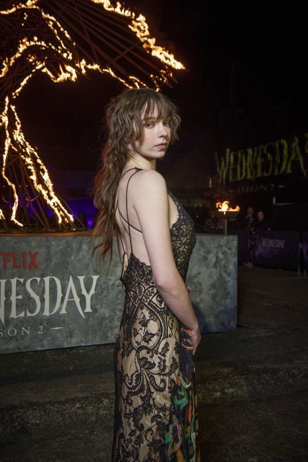 ジェナ・オルテガ＆エマ・マイヤーズ＆ティム・バートン監督ら集結「ウェンズデー」シーズン2、シドニーツアーイベント開催！