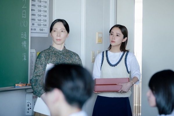 「意識しまくって挙動不審」…恋する磯村勇斗“健治”の行動に視聴者多数反応「僕達はまだその星の校則を知らない」第6話