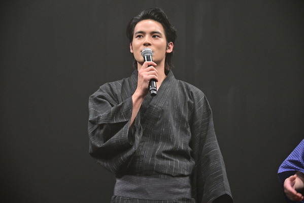 宮舘涼太、“眉毛の演技”に挑戦「その場面で笑わないでね」『火喰鳥を、喰う』豪華キャストが浴衣姿で集結