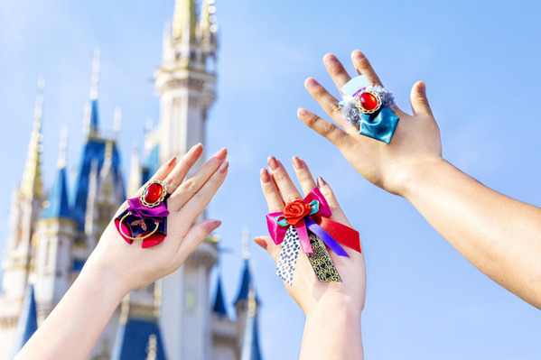 【ディズニー】“Dハロ”スペシャルグッズ＆メニュー情報が解禁！ハロウィンを気軽に楽しめる身につけグッズも