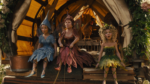 『眠れる森の美女』、アンジェリーナ・ジョリー×エル・ファニング『マレフィセント』が9月2週連続放送