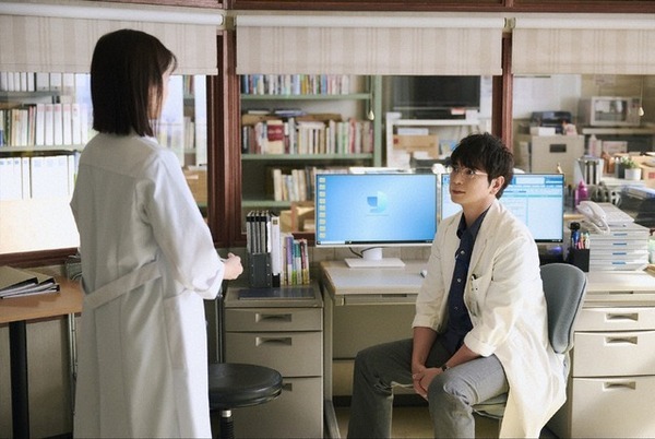 「涙出てくる」終末期患者と家族に寄り添う小芝風花“滝野”と見守る松本潤“徳重”に共感の声上がる…「19番目のカルテ」6話