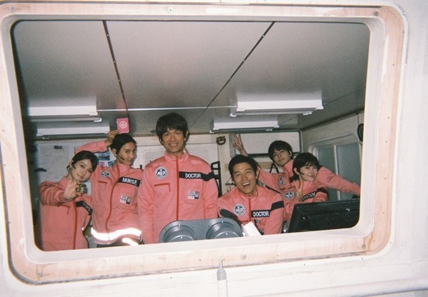 大ヒット中『TOKYO MER～走る緊急救命室～南海ミッション』圧巻のVFXメイキング＆オフショット映像解禁