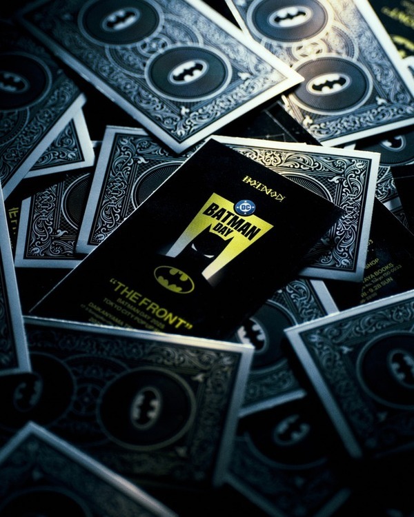 ファッションアイテムほか、「バットマンの日」記念コラボ商品が新登場！