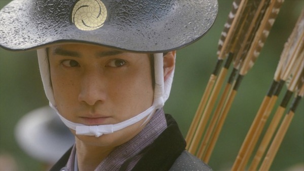 「アクスタ熱望」「スピンオフが観たい」中村隼人“長谷川さま”のメイキング動画にファン歓喜「べらぼう」