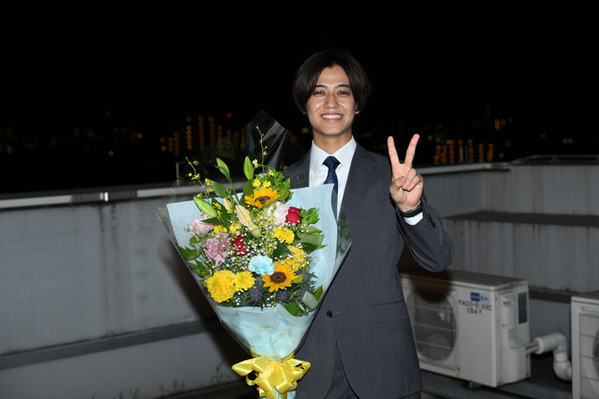 高橋海人＆中村倫也＆井浦新ら「DOPE 麻薬取締部特捜課」笑顔のクランクアップ