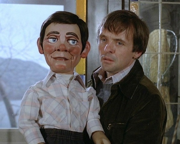 1978年公開のカルトホラー映画『マジック』、サム・ライミがリメイクへ