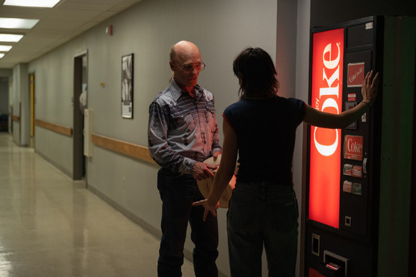 クリステン・スチュワート「2人は別れるべきだと思う」『愛はステロイド』をたっぷり語るインタビュー映像