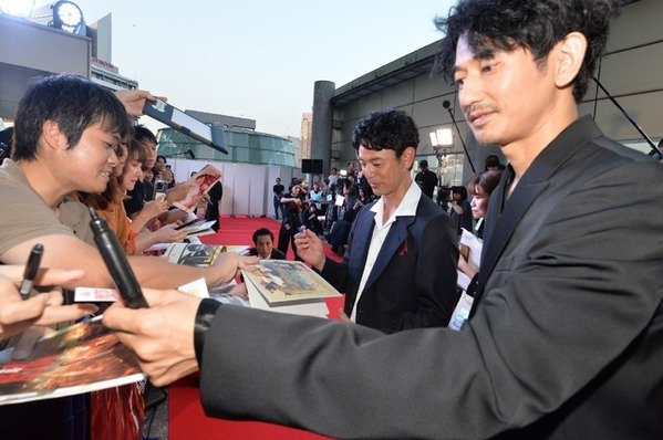 妻夫木聡＆広瀬すず＆窪田正孝＆永山瑛太ら“主役級”キャスト集結！『宝島』東京プレミア開催