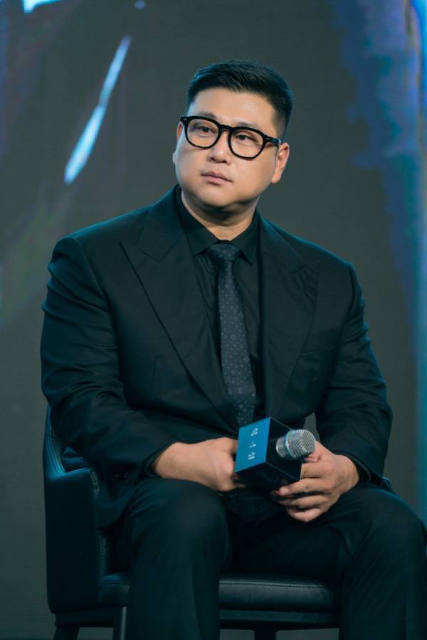 チョン・ジヒョン＆カン・ドンウォン“相思相愛”が出演の決め手に、「北極星」本日配信開始