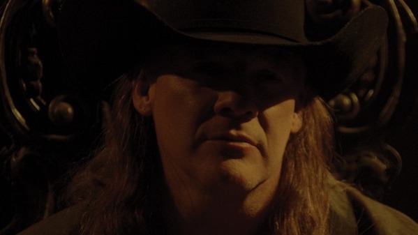 無名レスリング団体vs悪魔崇拝カルト集団、正真正銘のデスマッチ！『ダーク・マッチ』10月31日公開