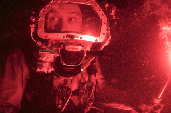 シム・リウ「溺れ死にかけた」『ラスト・ブレス』“全力”撮影エピソード明かす