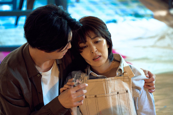 「泣けました」「1話の伏線回収が完璧」松たか子“ネルラ”と阿部サダヲ“幸太郎”に感嘆の声上がる…「しあわせな結婚」最終話