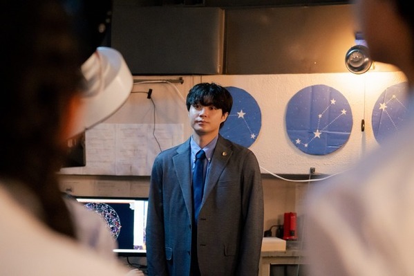 「僕達はまだその星の校則を知らない」10話、「生徒たちとの信頼関係を感じる」…磯村勇斗“健治”の別れの言葉に視聴者涙