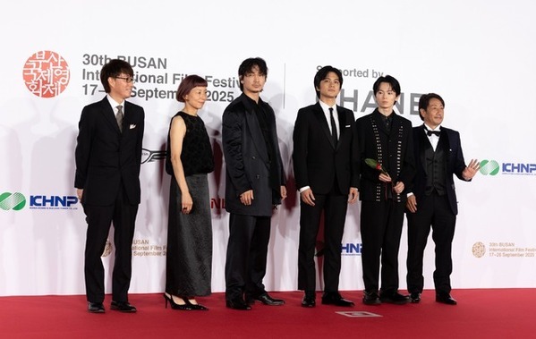 北村匠海＆林裕太＆綾野剛「3人の繋がりを感じてもらえたら」『愚か者の身分』釜山国際映画祭レッドカーペット