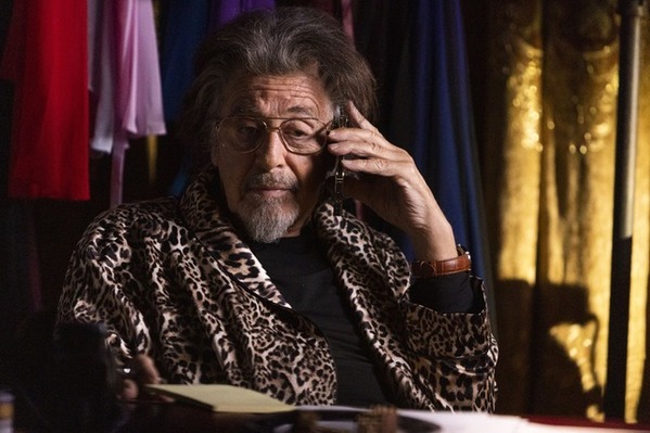 マイケル・キートン「頭から離れなかった」脚本に惚れ込み自ら映画化『殺し屋のプロット』予告編