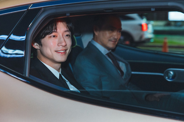 坂口健太郎「沢山の愛をくださって」『盤上の向日葵』釜山でスタンディングオベーション