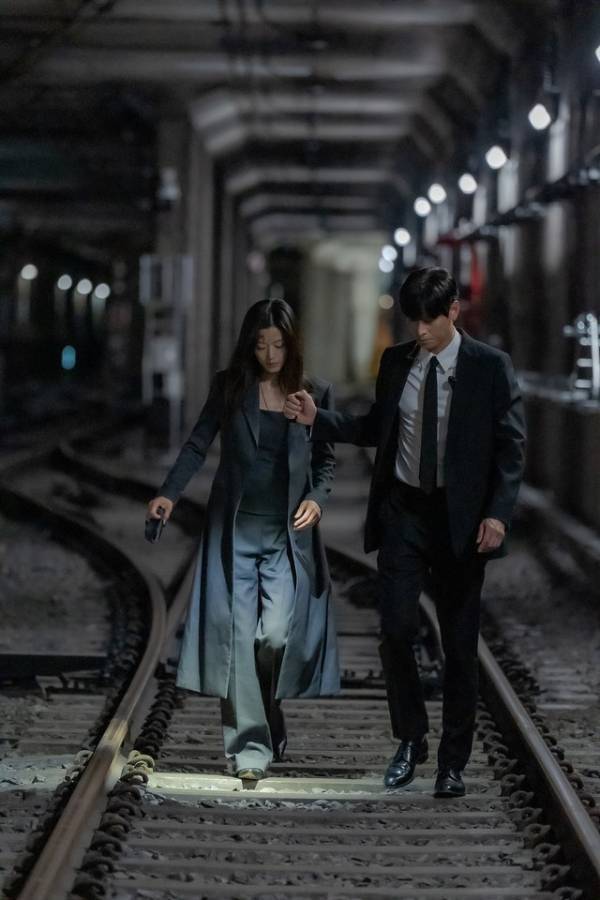 チョン・ジヒョン×カン・ドンウォン「北極星」ディズニープラスで今年最も視聴された韓国オリジナル作品に