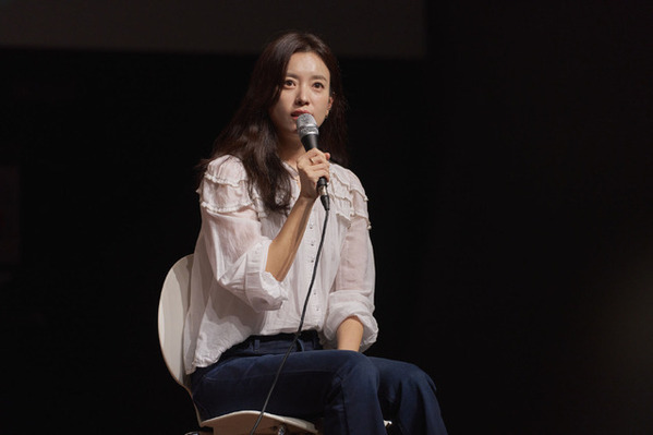 小栗旬「ハン・ヒョジュの存在が大きかった」初の釜山で“カップルケミ”に熱視線「匿名の恋人たち」