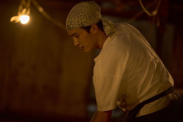 杉野遥亮＆中条あやみ、13年後写す『ストロベリームーン 余命半年の恋』特別ビジュアルと新カット