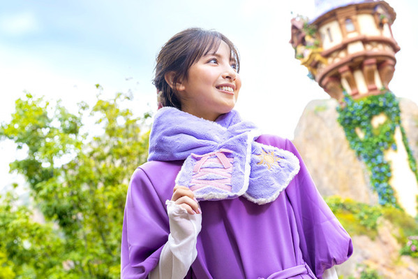 【ディズニー】東京ディズニーシー「ファンタジースプリングス」の世界観あふれる新グッズが登場！みんなで着られるパーカーやマフラーも