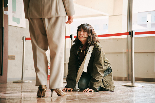 「イメージがひっくり返った」“ダークヒーロー”演じるのんに視聴者衝撃「MISS KING / ミス・キング」第1話