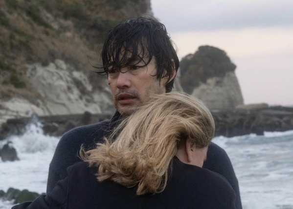 竹野内豊＆堺正章、孤独を抱える父と息子捉える『SPIRIT WORLD -スピリットワールド-』冒頭シーン