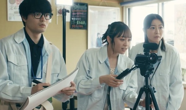 りんごだけじゃない！青森でメロンを作る祖父と孫娘のハートフルストーリー『じっちゃ！』