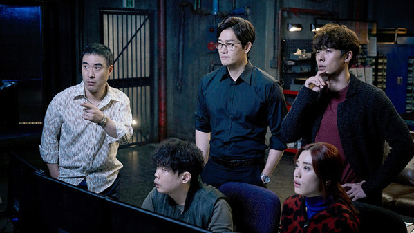 ヒョンビン『スウィンダラーズ』、オム・ジョンファ＆ソン・スンホン『ミス・ワイフ』ほかABEMAで楽しむ韓国映画5選