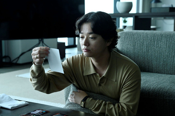 「折田と何か繋がってる」「スーパー激ヤバでは」里見と折田の“距離”に視聴者の反応は…「シナントロープ」3話