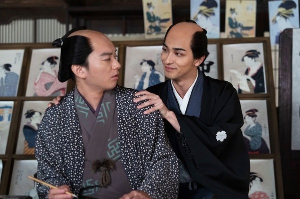 「どんだけ失礼なこと言ってんだ」…蔦重の歌麿に対する姿勢に視聴者の怒り噴出「べらぼう」第42話