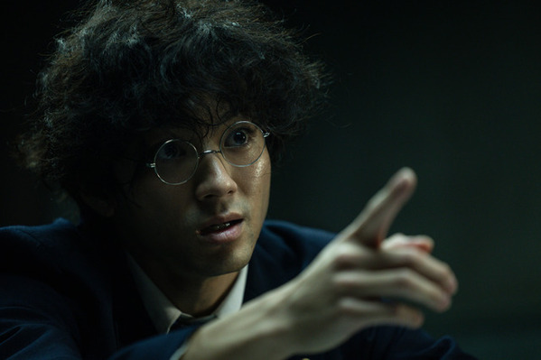 『爆弾』新たな本編映像×主題歌・宮本浩次の熱唱シーンが融合 スペシャルMV解禁