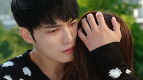 「ボスを守れ」「トライアングル」ほか　 “感情で魅せる俳優”キム・ジェジュンを堪能する名作3選