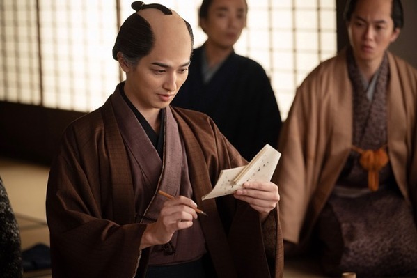 「凄い才能だよね」源内“新作”の秘密に視聴者驚きの声、“写楽”命名シーンにも多くの反応集まる…「べらぼう」45話