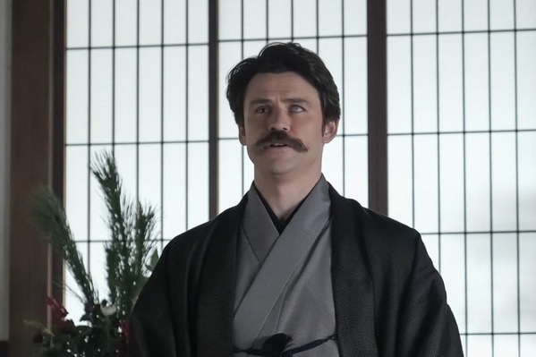 「ばけばけ」第51回あらすじ・場面写真　新年会で挨拶をふられたヘブンの言葉に、お祝いの空気が一変する…12月8日放送