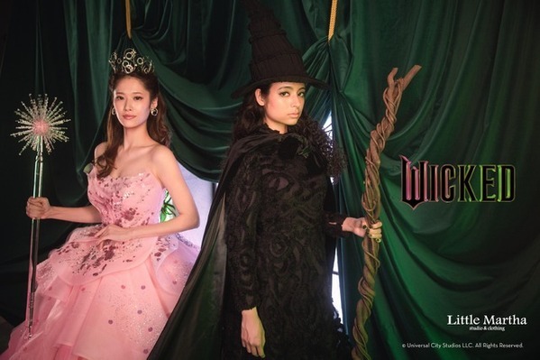 オリジナルドレスとスタジオセットで撮影！『ウィキッド』フォトプラン新登場