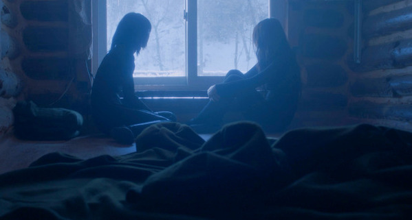 「いつも考えてたよ」山小屋で触れ合う『12月の君へ』本編映像　ハン・ヘインが語る初共演ハン・ソヒの魅力とは？