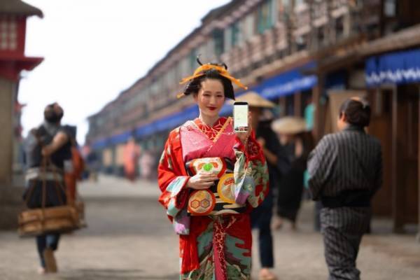 “語り”綾瀬はるか、同役・九郎助稲荷として登場「べらぼう～蔦重栄華乃夢噺～」