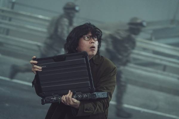 チュ・ジフン＆キム・ヒウォンよりメッセージ動画到着『プロジェクト・サイレンス』新場面写真も