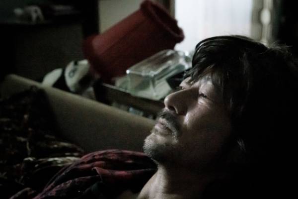 「カメラじゃなくて眼で見て」浅野忠信＆瀧内公美『レイブンズ』愛憎つのる本予告解禁