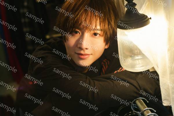 板垣李光人、“レトロヴィンテージ”なカレンダー発売へ　メイキング映像も公開