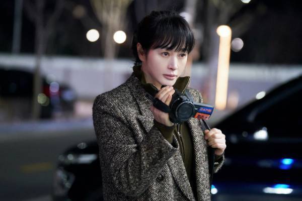 キム・ヘス率いる個性豊かな報道チームが大奮闘「トリガー ニュースの裏側」本予告