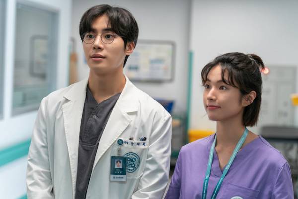 チュ・ジフン、今度は天才外科医に！Netflixシリーズ「トラウマコード」1月24日配信