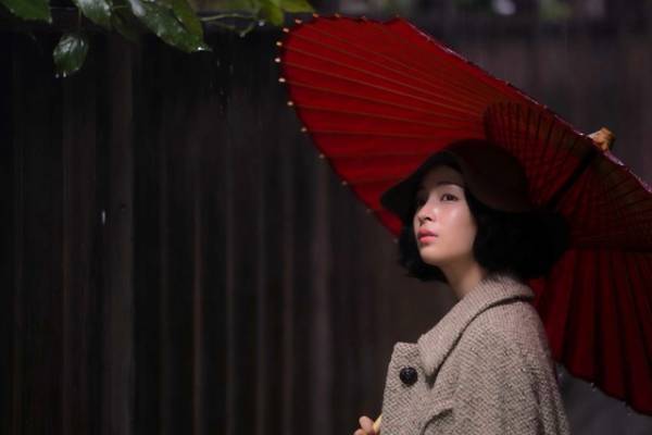 広瀬すず、着物から洋装まで華麗に着こなす『ゆきてかへらぬ』場面写真