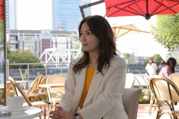 川口春奈＆松村北斗、正反対な弁護士が出会う「アンサンブル」第1話見どころ