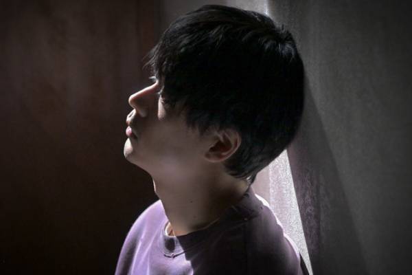 成田凌が物語最大のキーパーソン 広瀬すず主演「クジャクのダンス、誰が見た？」