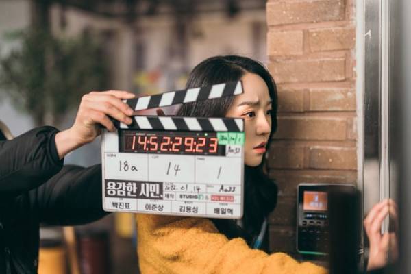 『勇敢な市民』シン・ヘソン×イ・ジュニョン、高難度アクションのメイキング到着