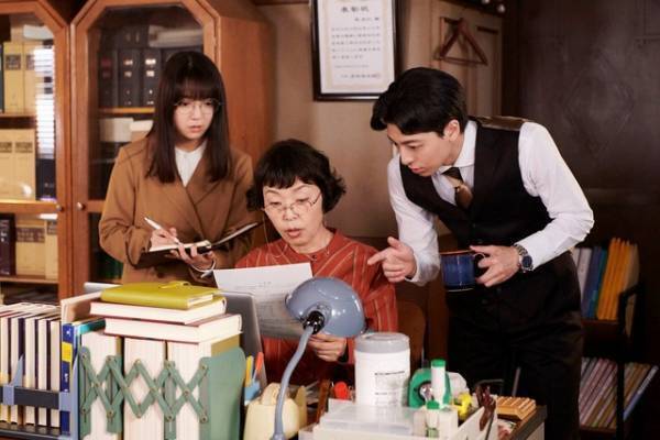 上白石萌音主演「法廷のドラゴン」今夜！ 第1話あらすじ・場面写真公開